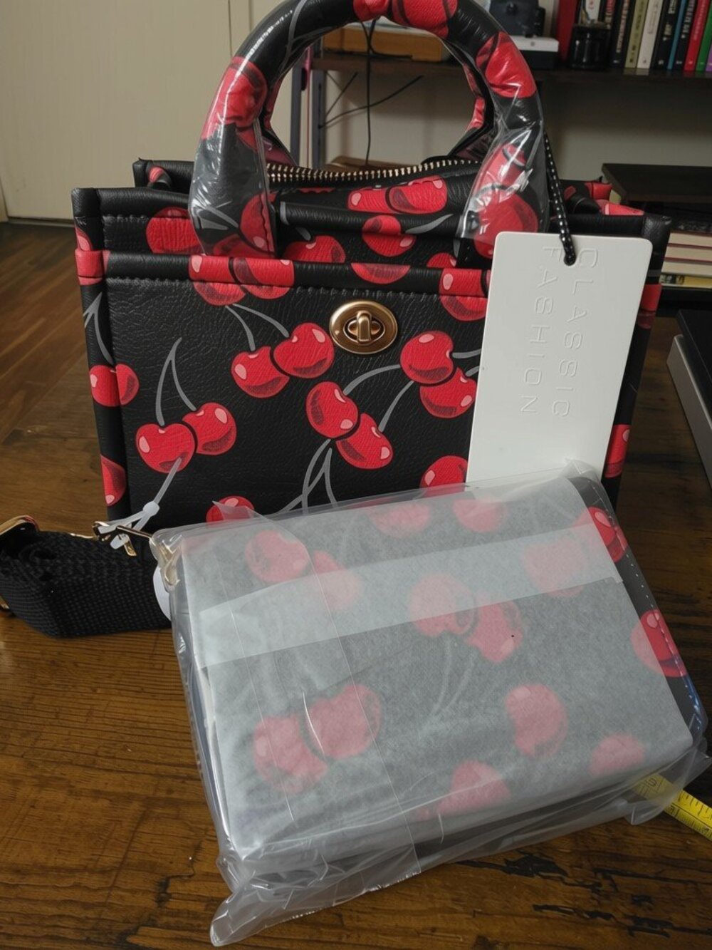 NWT Classic Fashion Cherry Print 2-in-1 Satchel Tote Bag with Matching Wallet